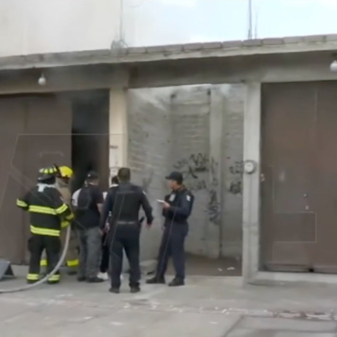 Bomberos Extinguen Incendio en Local de Comercial en León Guanajuato